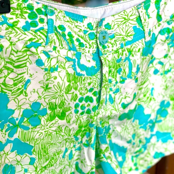 Lilly Pulitzer Callahan shorts - Picture 3 of 7